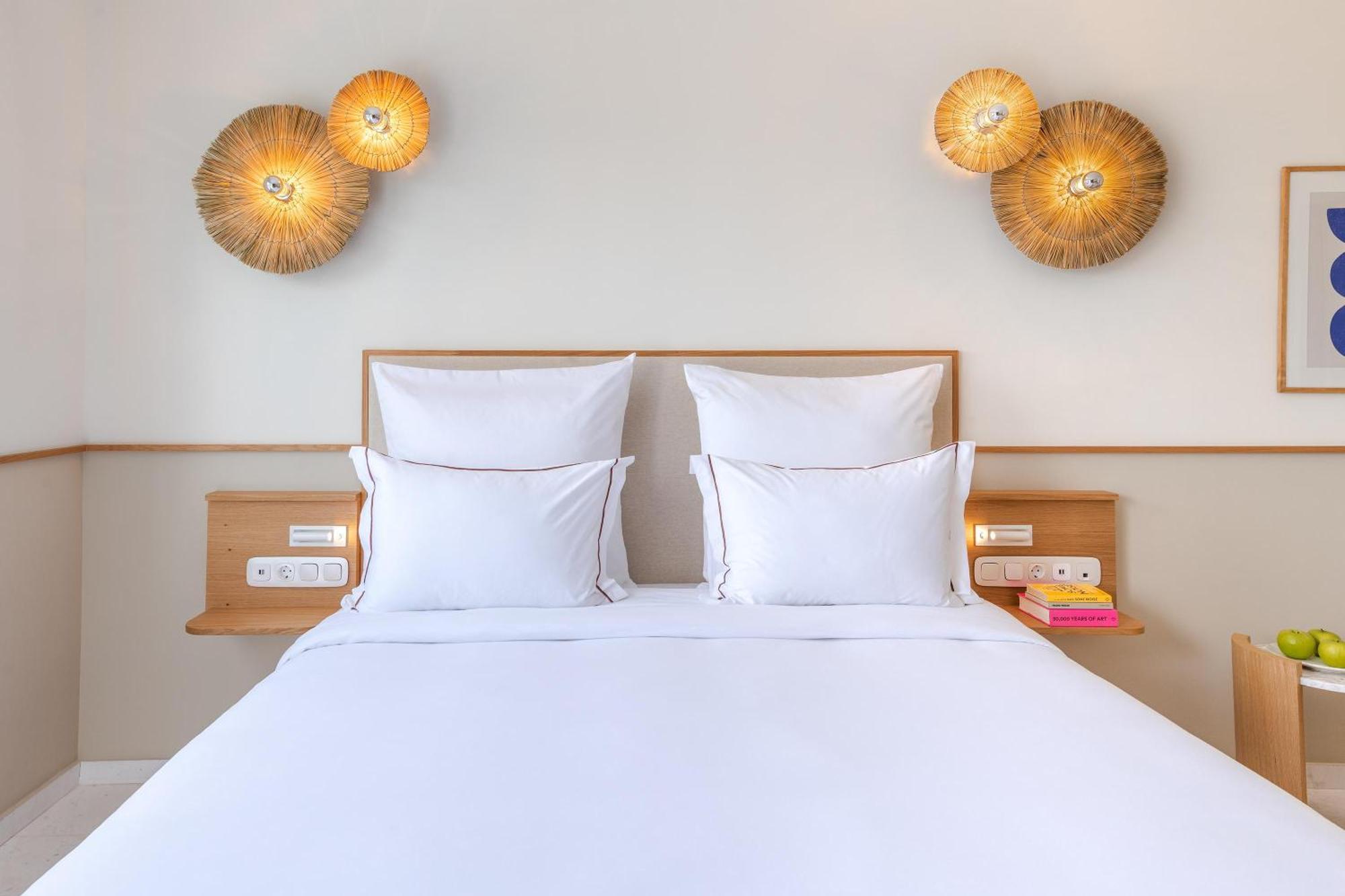 Brown Beach Chalkida Kosher Resort, A Member Of Brown Hotels Екстер'єр фото