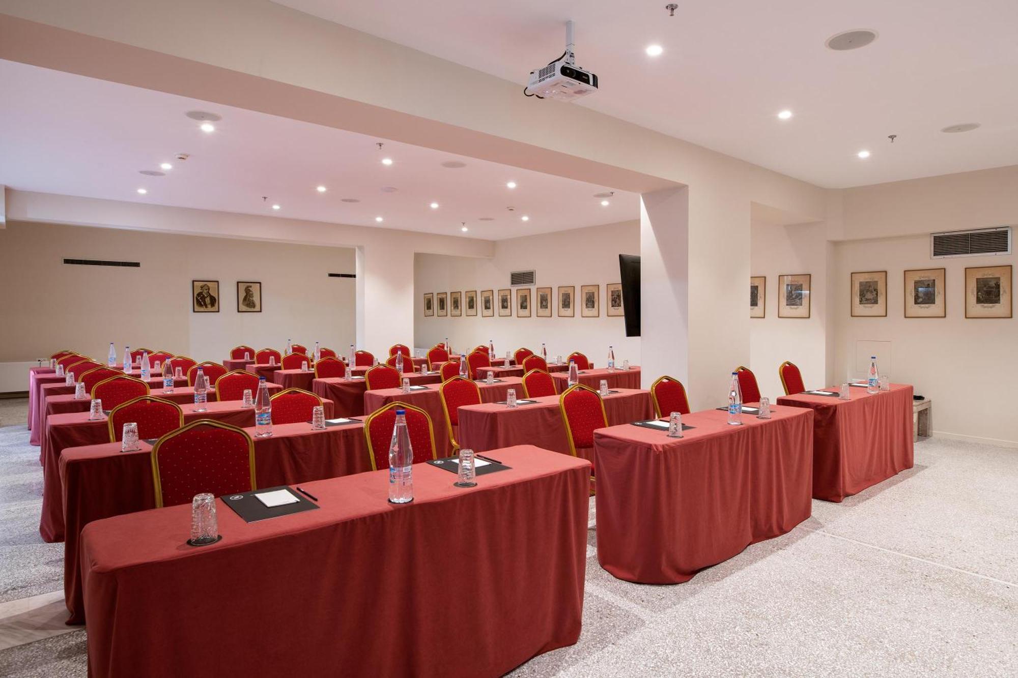 Brown Beach Chalkida Kosher Resort, A Member Of Brown Hotels Екстер'єр фото